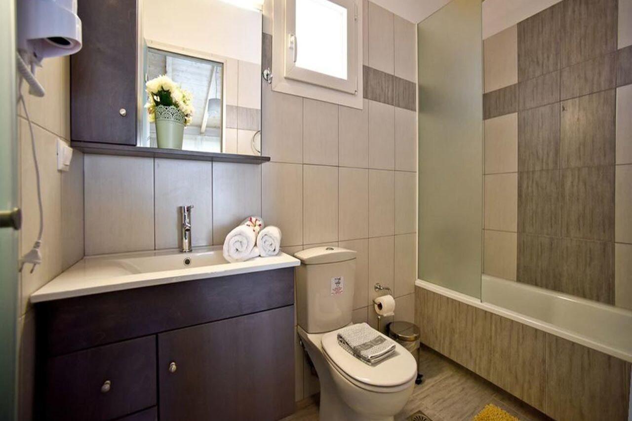 Palapart Gikas Suites And Studios Gouviá Extérieur photo
