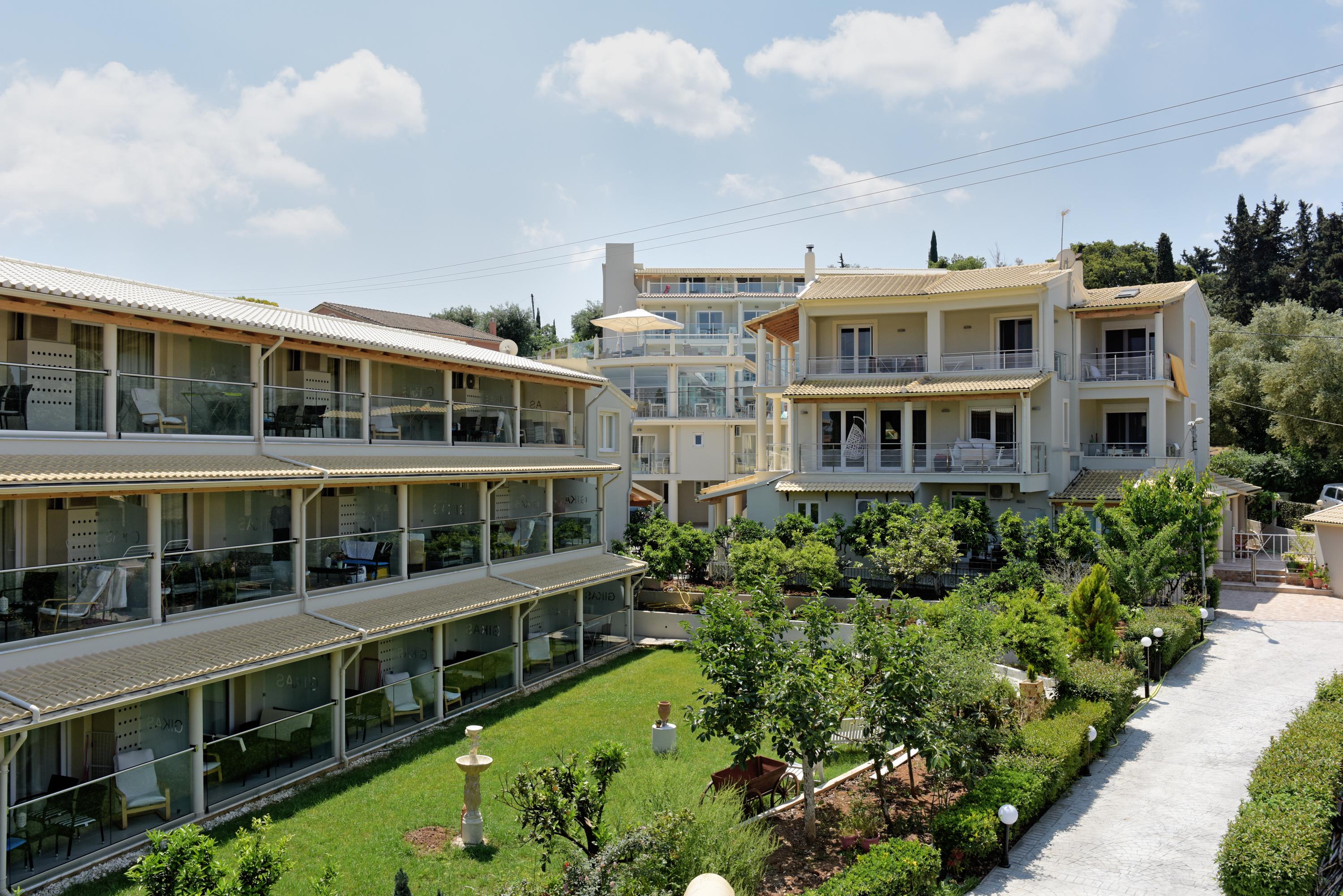 Palapart Gikas Suites And Studios Gouviá Extérieur photo